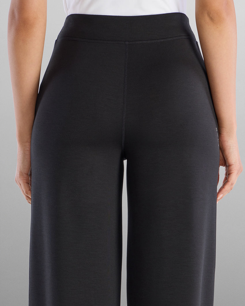 Soft Straight Leg Pant