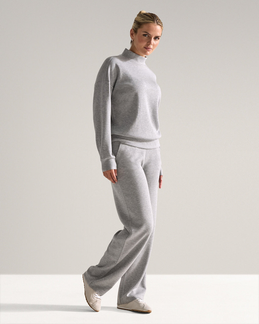 Soft Mockneck Pullover
