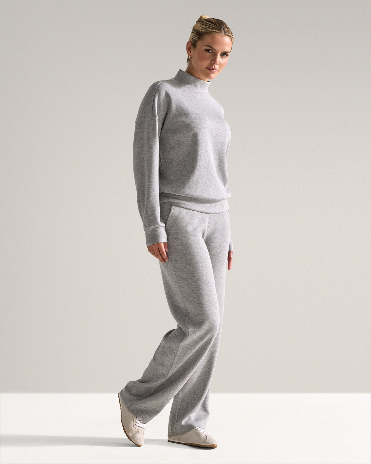 Soft Mockneck Pullover