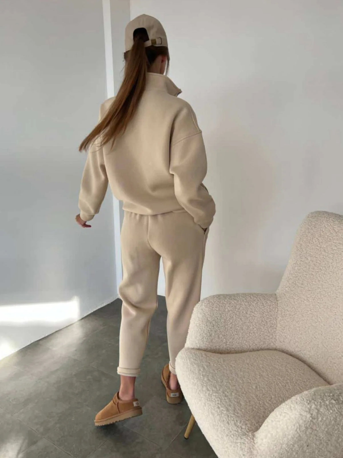 Beige half button stand collar sweatshirt and jogger pants set, back view