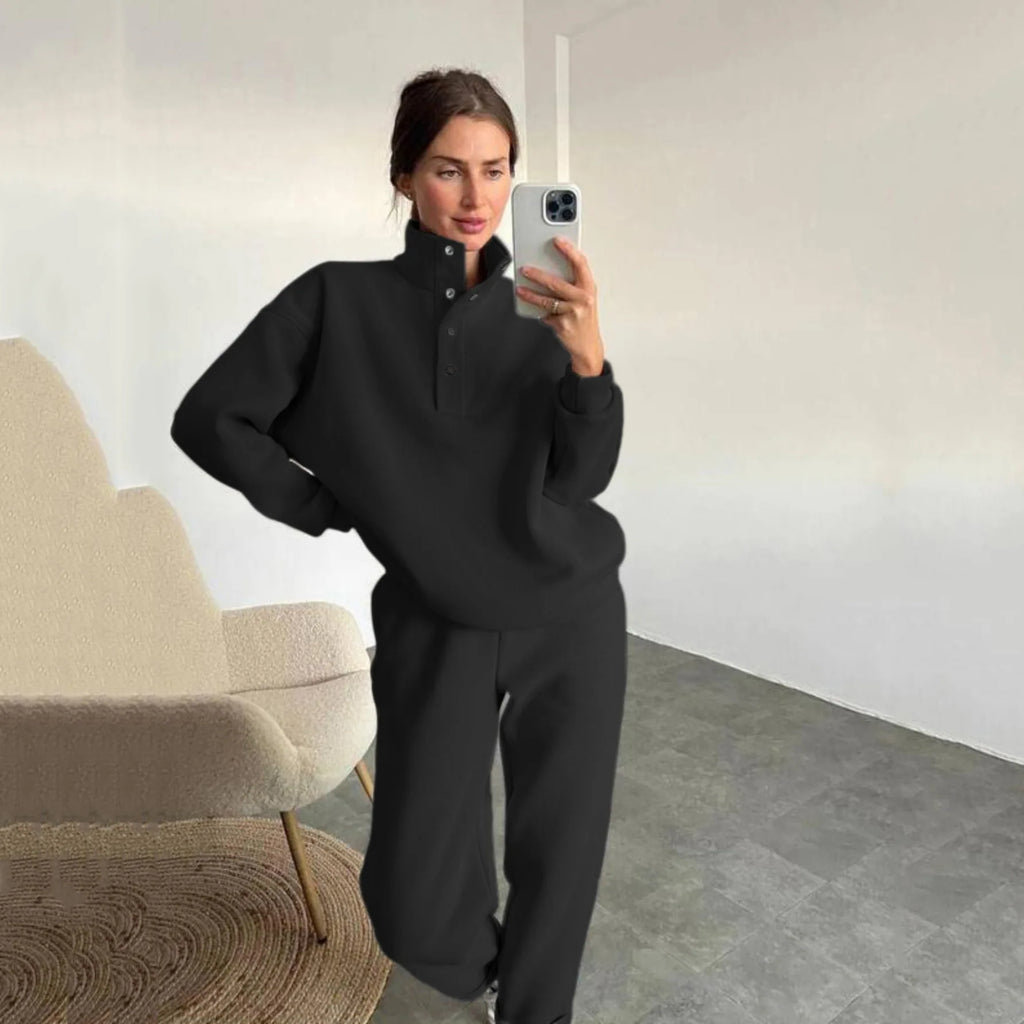 Black half button stand collar sweatshirt and jogger pants set