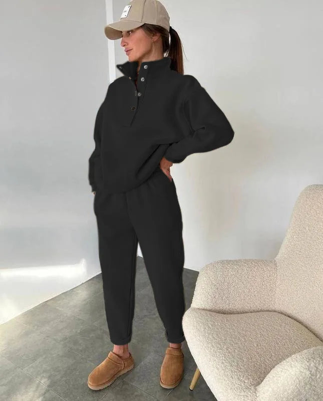 Black half button stand collar sweatshirt and jogger pants set