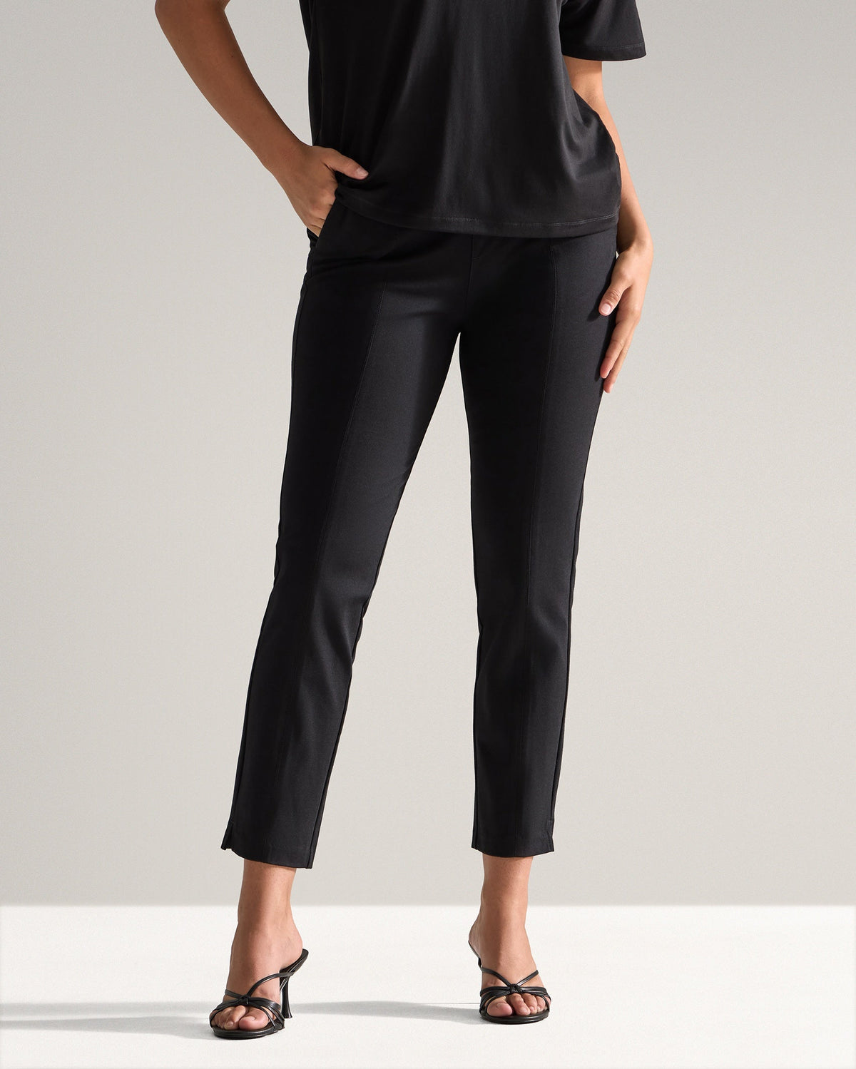 Women's Everyday Slim Ankle Pant