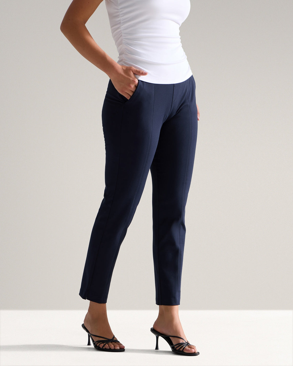 Women's Everyday Slim Ankle Pant
