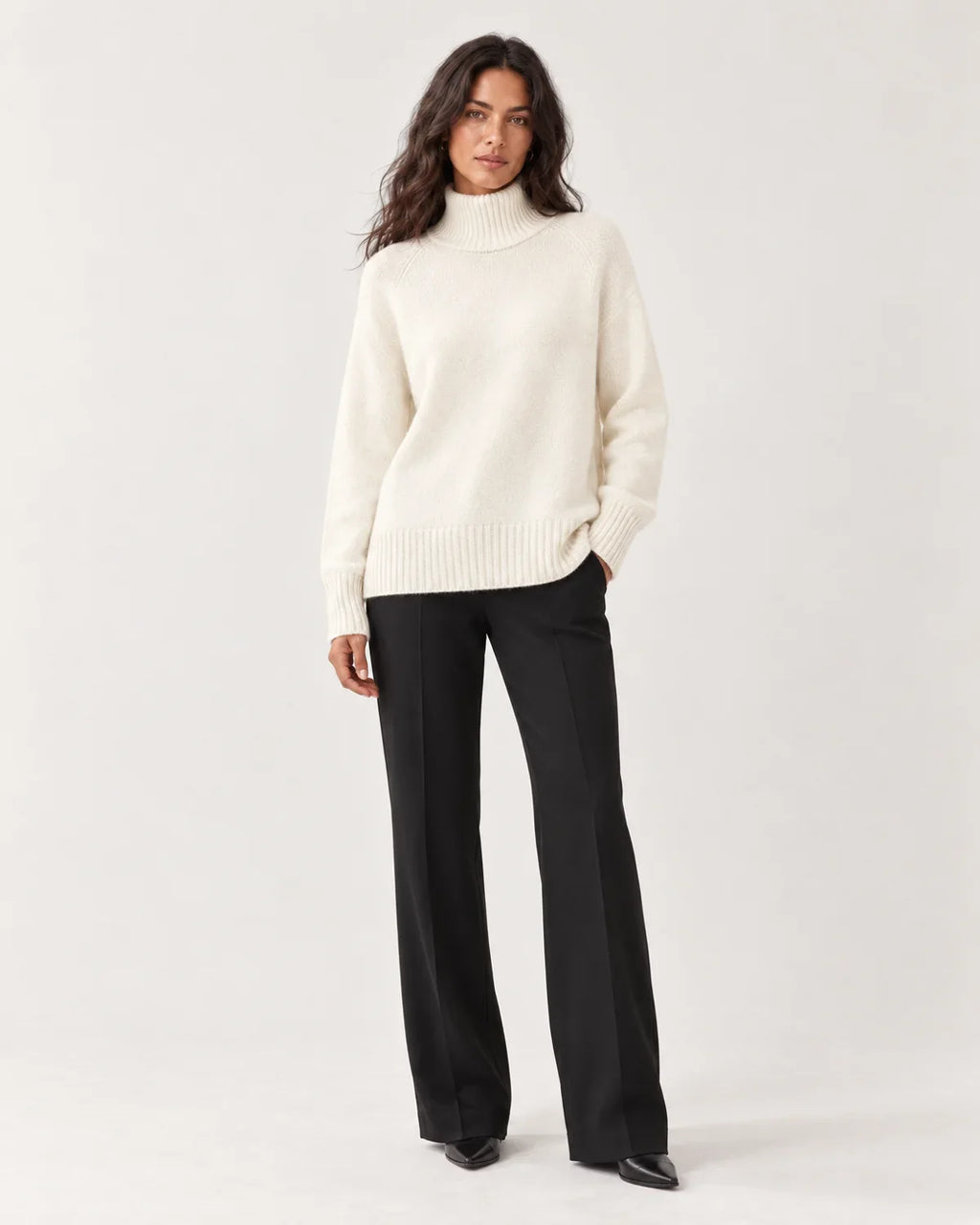 Adeline | Women's Oversized Turtleneck Knit Sweater